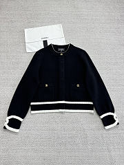 Chanel Black Knit cardigan - 1