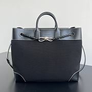 Bottega Veneta Andiamo Voyager black 43x39x20 - 1