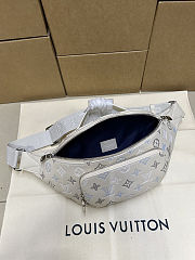 Louis Vuitton Rush Bumbag Ecru White 30x15x8cm - 4