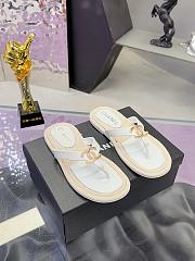 Chanel Thongs Lambskin white - 1