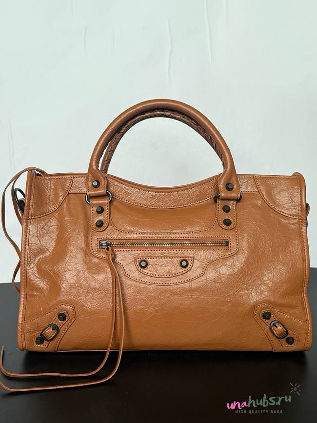 Balenciaga Le Cagole Caramel 38cm - 1