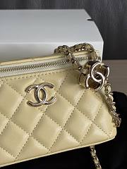 Chanel 26P light yellow lambskin 17cm - 2