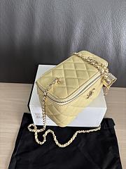 Chanel 26P light yellow lambskin 17cm - 5