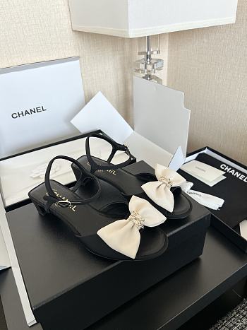 Chanel Sandals Grosgrain, black & ivory
