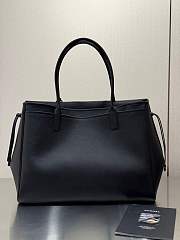Chanel Large shopping bag calfskin gold Black 43x33x17.5cm - 3