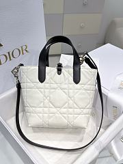 Dior Small Toujours Vertical Tote Bag Latte black 18.5x18.5x12cm - 3