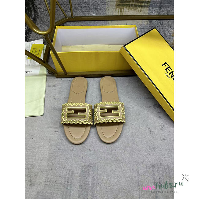Fendi Baguette slide sandals - 1