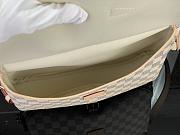 Louis Vuitton Saumur PM white Damier Shoulder Bag 28x11x20cm - 3
