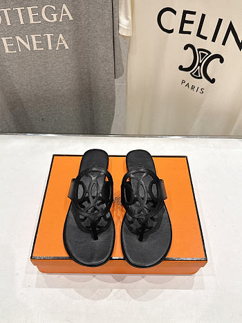 Hermes Mage sandal black