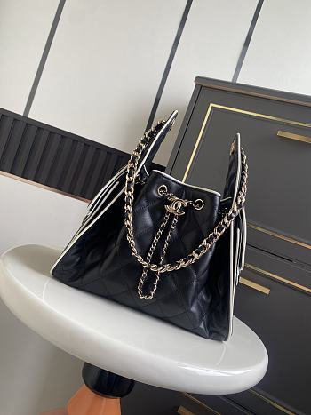 Chanel 25 Handbag Lambskin Black 30x26x14cm