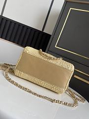 Chanel Classic Clutch with Chain Raffia Beige 18.5x11.5x11cm - 5