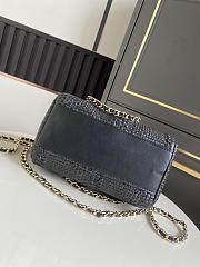 Chanel Classic Clutch with Chain Raffia black 18.5x11.5x11cm - 4