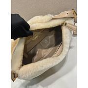 Prada White Shearling Shoulder Bag With Gold-Tone 31x18x10cm - 3