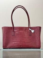 Chanel Small Shopping Bag Crocodile Calfskin Gold burgundy 39x20x13cm - 3
