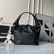 Chanel New 26c Hobo Bag Black Lambskin 45x30x11.5cm - 5