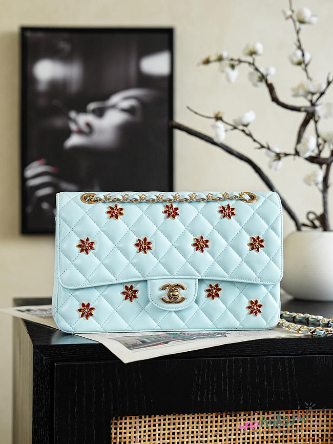 Chanel 26k Flap Bag Light Blue Lambskin in Bloom 25cm - 1