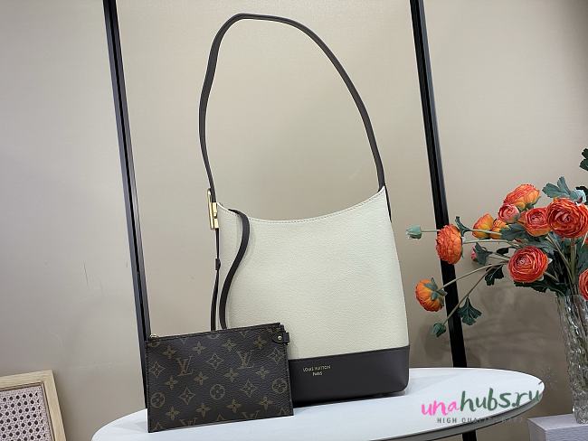 Louis Vuitton Low Key Hobo PM Bicolor 24x28x16cm - 1
