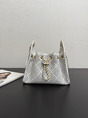Chanel Mini Handbag 25 white 22x20x12.5cm - 1