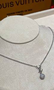 Louis Vuitton Necklace 05 - 2
