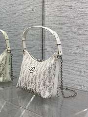 Dior 30 Montaigne Diorling Mini Bag Latte Gray 21x17x7cm - 4