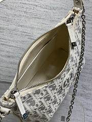 Dior 30 Montaigne Diorling Mini Bag Latte Gray 21x17x7cm - 2