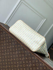 Louis Vuitton Neverfull MM Stamp Banane 47x28x14cm - 4