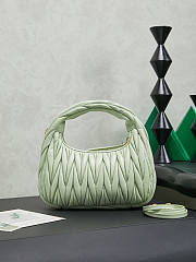 Miu Miu Wander matelassé hobo bag 20x23x6cm - 2