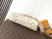 Louis Vuitton Vagabond Hobo 41x32x11cm - 4