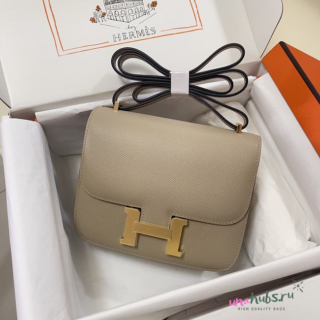 Hermes Constance 24  - 1