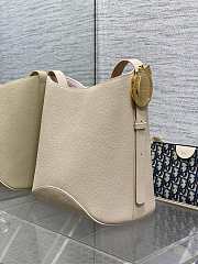 Dior Medium Médaillon Bucket Bag beige 26.5x26x15cm - 3