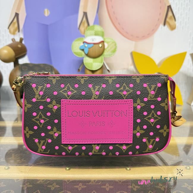 Louis Vuitton Pochette Accessoires Monogram 22x13x4cm - 1