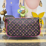 Louis Vuitton Pochette Accessoires Monogram 22x13x4cm - 2