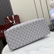 Gucci GG Emblem medium tote bag in grey - 38x25.5x15cm - 3