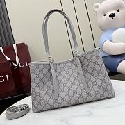 Gucci GG Emblem small tote bag in grey - 31*18.5*11.5CM - 3