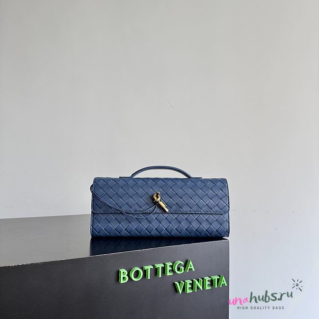 Bottega Veneta Andiamo Clutch Blue Leather - 31*13*3cm - 1