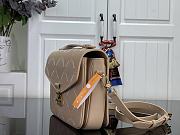 Louis Vuitton Pochette Métis MM Hazelnut Couture 25x19x7cm - 5