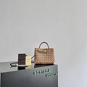 Bottega Veneta Mini Andiamo Beige 20x9x15cm - 1