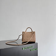 Bottega Veneta Mini Andiamo Beige 20x9x15cm - 3