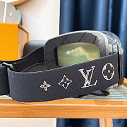 Louis Vuitton Snow Gradient Mask S00 - 4