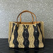 Valentino Garavani VLogo Signature Bag 39x25.5x19cm - 1