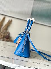 Louis Vuitton Alma BB Blue Epi 23.5x17.5x11.5cm - 3