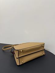 Fendi Peekaboo Bag Caramel 27cm - 5
