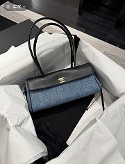 Chanel 26s Shopping bag blue denim 30.5x15x11.5cm - Unahubs - 1