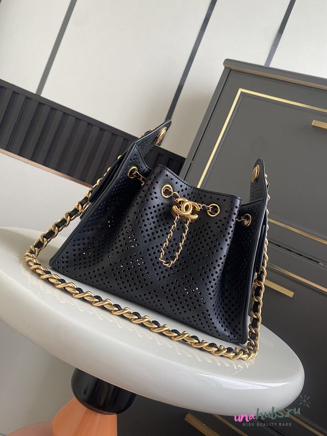 Chanel Mini Handbag 25 black 22x20x12.5cm - 1