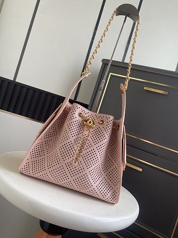 Chanel Small Handbag 25 pink 30x26x14cm