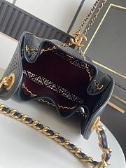 Chanel Small Handbag 25 black 30x26x14cm - 4