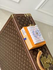 Louis Vuitton Victorine Wallet Stamp Blue 12x9.5x2.5cm - 4