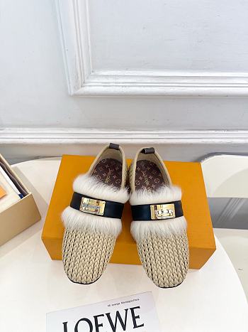 Louis Vuitton Haven Flat Closed Mule 