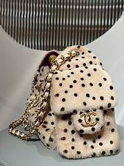 Chanel 25 Mini Handbag Lambskin Light Beige & Black 22x20x12.5cm - 6