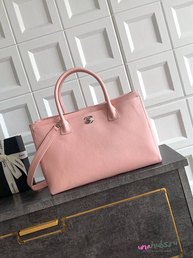Chanel Shopping Tote Pink Caviar 36x24x14cm - 1